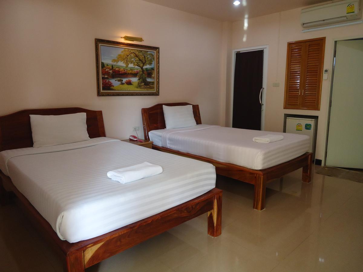 Phadaeng Hotel Ubon Ratchathani Dış mekan fotoğraf